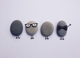 Jak się pisze klientom czy klienta?