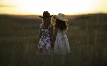 Czy druhny muszą mieć takie same sukienki?