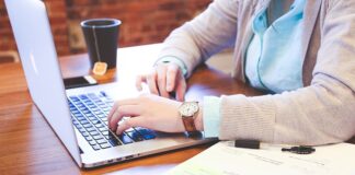 Jak stworzyć profesjonalny adres e-mail?